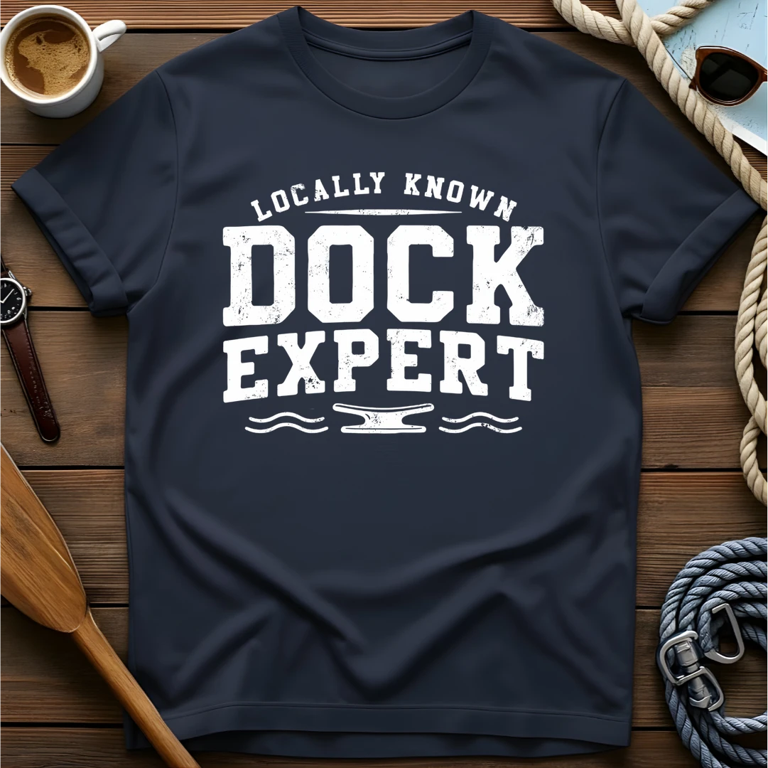 https://wescale-cdn.com/generated-mockups/0a555f11-19dc-483b-ae69-3a83005cfebf/4a9042e7-8944-4886-8ccf-f33ece31a932/6ec882b3-c577-4c72-86cf-7f5ea2d4c866_designs/dock_expert_white_1777399801805_rwsu5r.png_1777399801560.webp